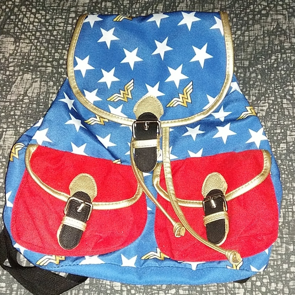 DC Comics Wonder woman back pack
